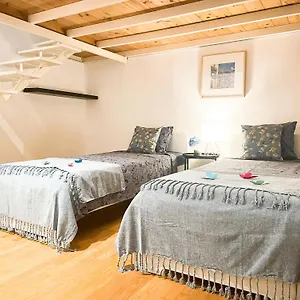By Born Albergue