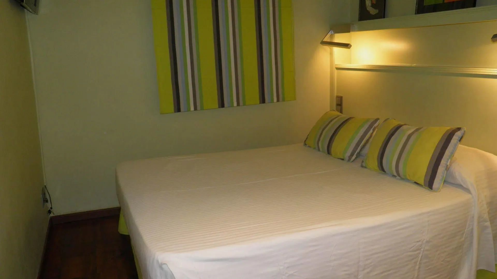 Hotel Annex - Rey Don Jaime I Barcelona Spain